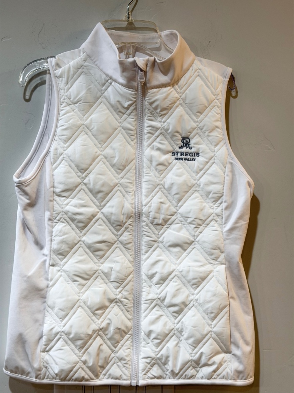 St. Regis Deer Valley Park City White Quilted Puffer Vest NEW Women's Size S